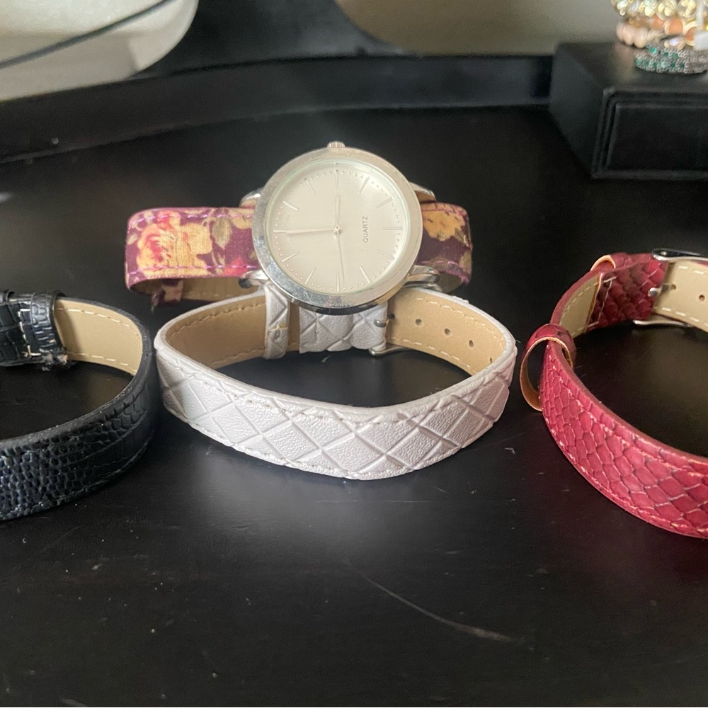 Band change watch